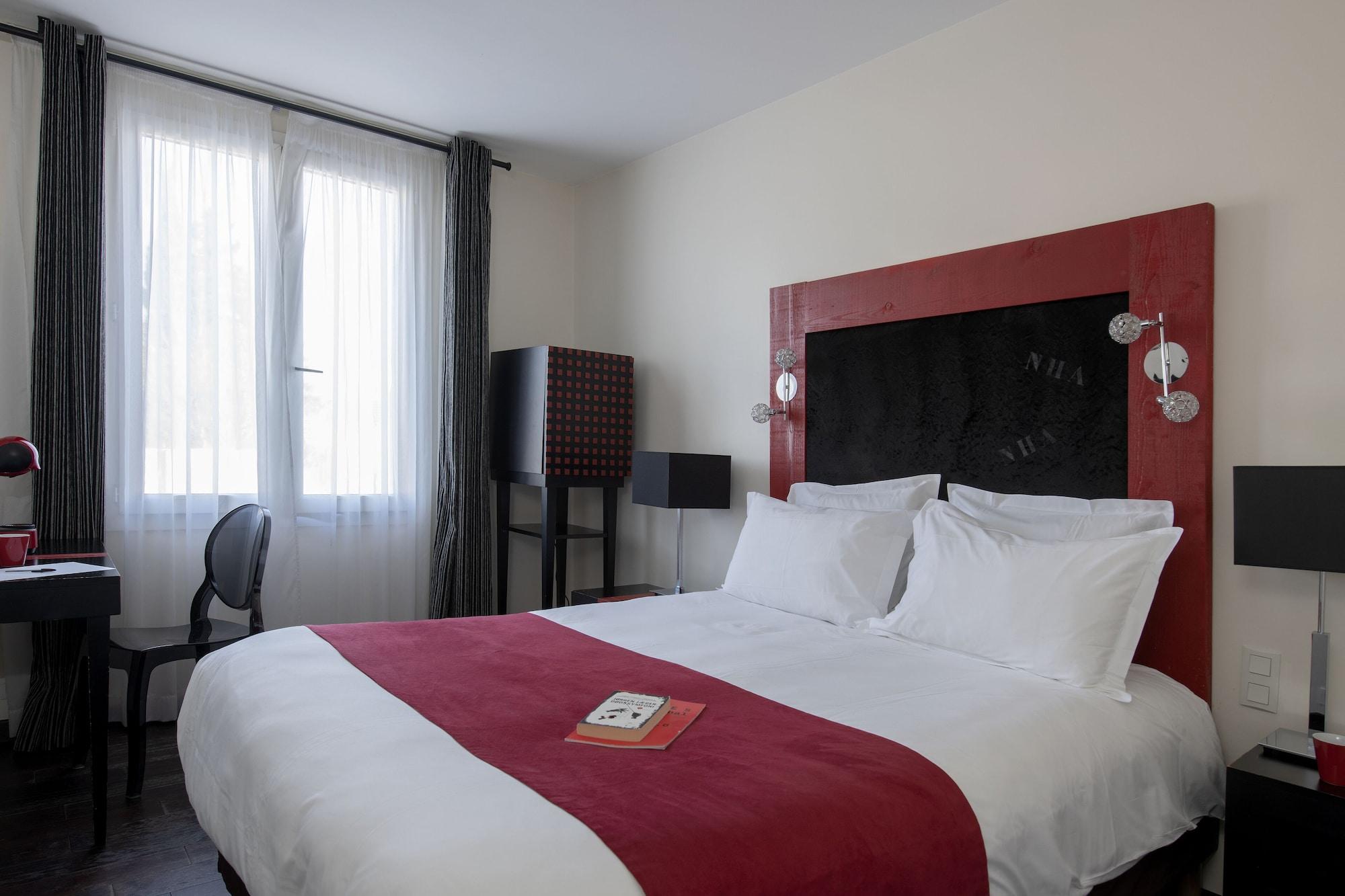 Hotel Arles Plaza Экстерьер фото